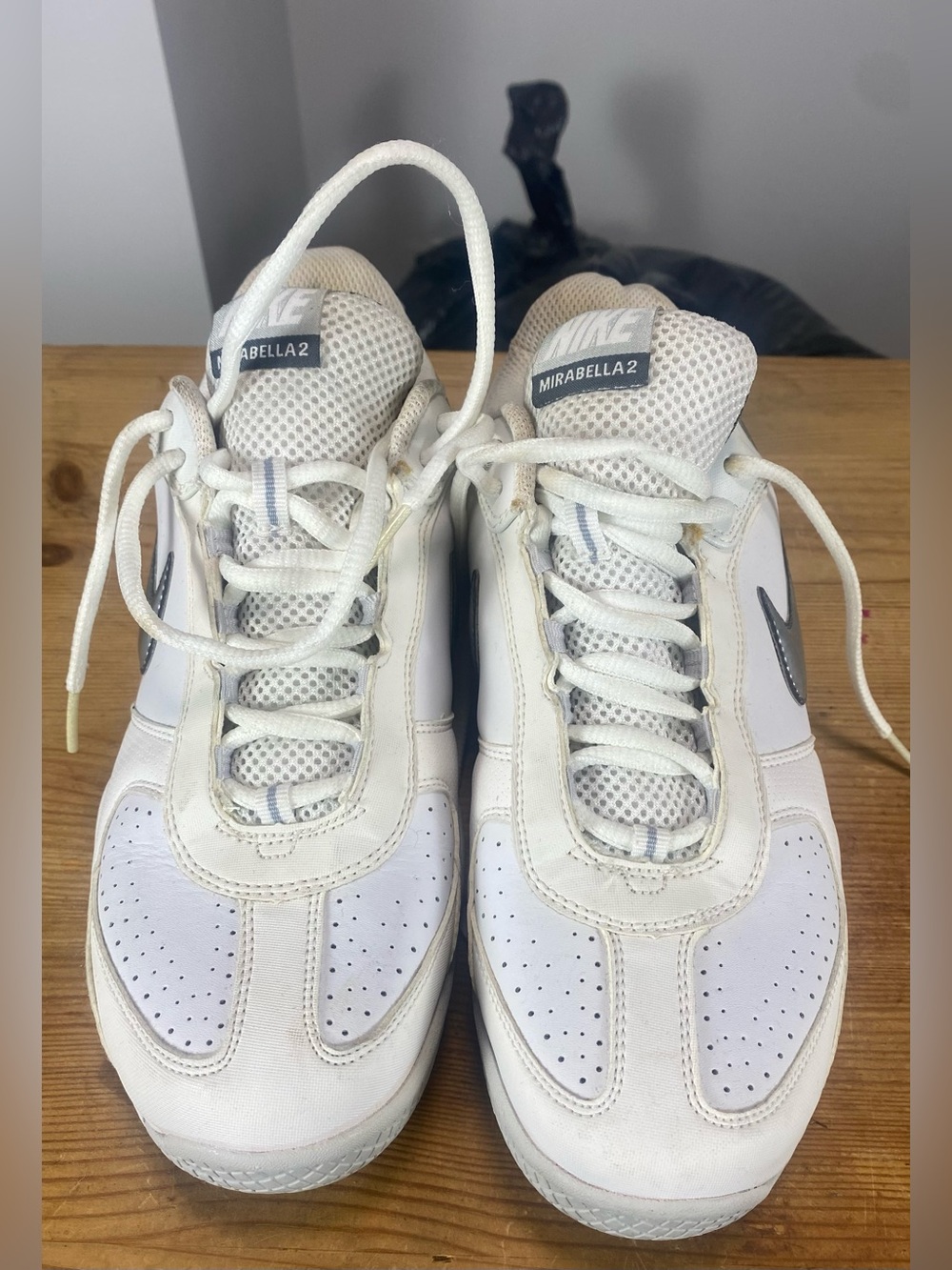Nike Womens Air Max Mirabella 2 Athletic Tennis Shoes Low Top Sneakers